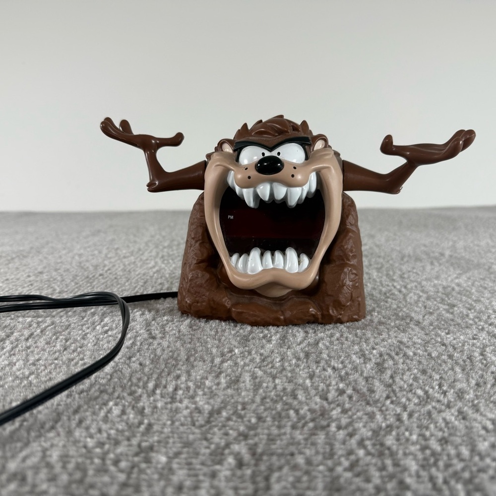 Looney Tunes Tasmanian Devil Alarm Clock By Westclox